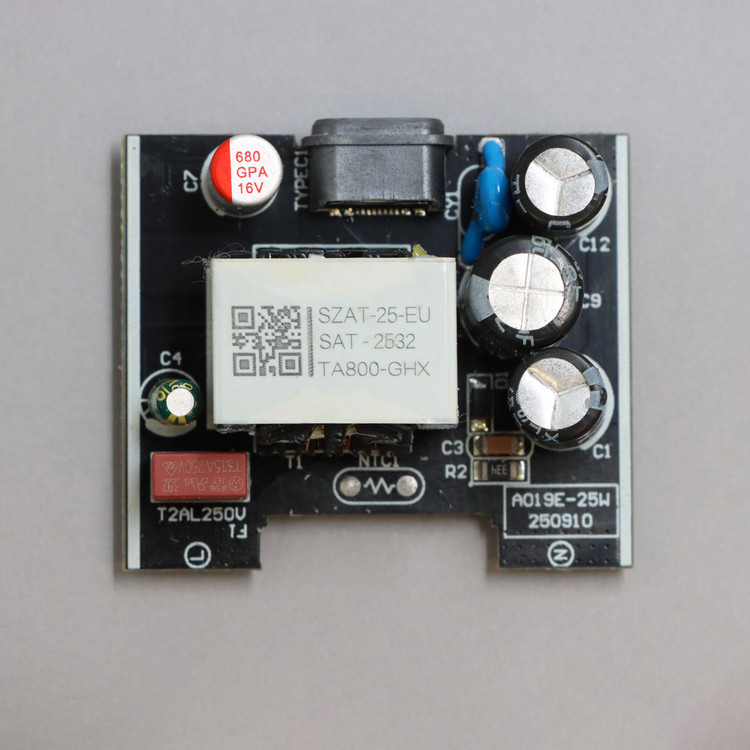 شارژر دیواری سه پین PD و فست تک پورت Samsung مدل EP-TA800 25W مجهز به فناوری NFC - درجه یک - مشکی